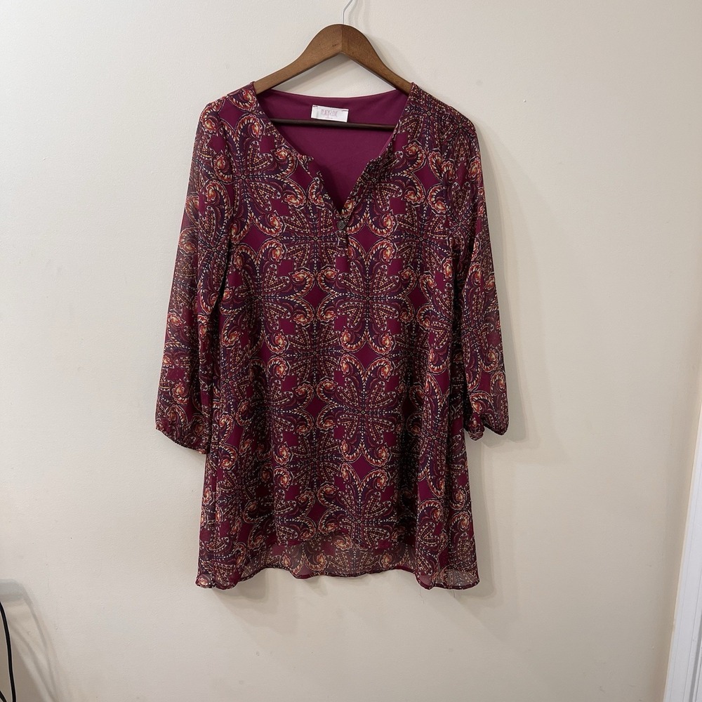Peach Love Women' s‎ Paisley Printed Shift Boho Dress Size Small High Low USA